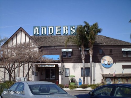 224418_10151109641699075_920585141_n